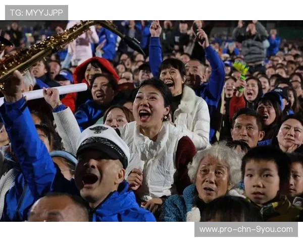 球迷热议：这场比赛绝对值得反复回味！，球迷们感到很迷茫,面对这场比赛